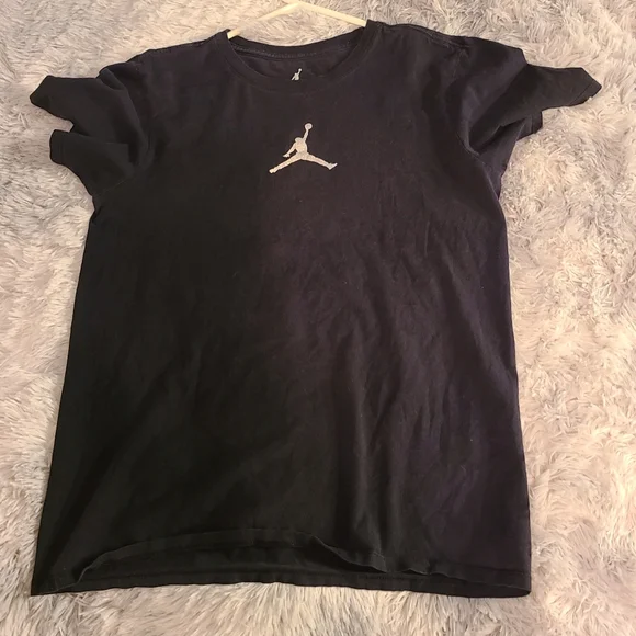Jordan Black T-Shirt - Picture 7 of 10